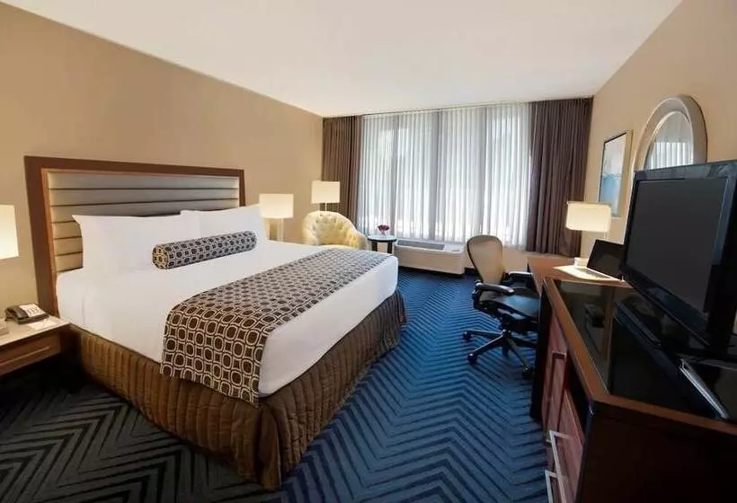 ダブルベッドスタンダードルーム, Crowne Plaza Princeton   Conference Center, An Ihg