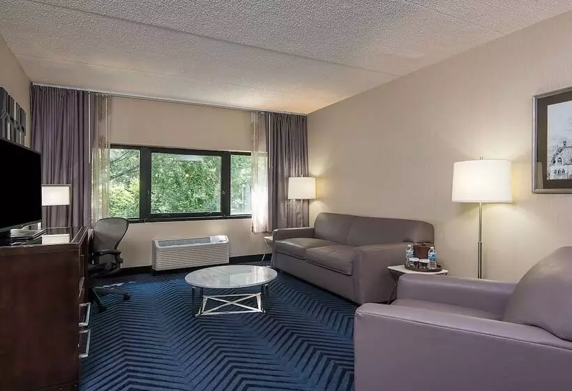 スイート, Crowne Plaza Princeton   Conference Center, An Ihg