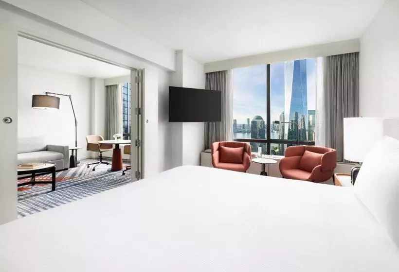 سوئیت با چشم‌انداز رودخانه, M Social New York Downtown