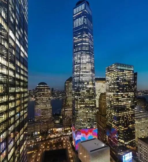 سوئیت با چشم‌انداز رودخانه, M Social New York Downtown