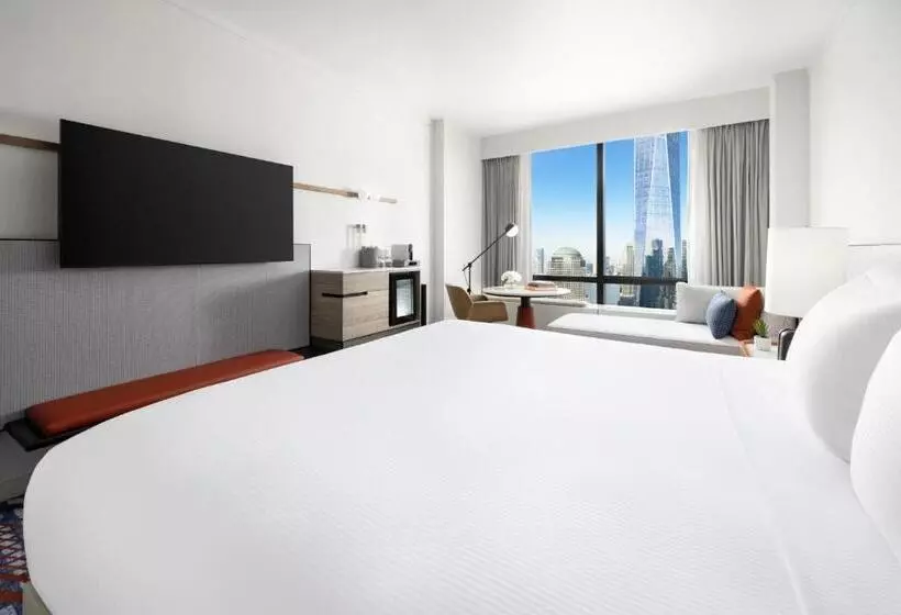 اتاق دلوکس با تخت کینگ و چشم‌انداز شهر, M Social New York Downtown