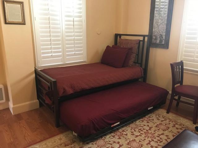 家庭间, Mayflower