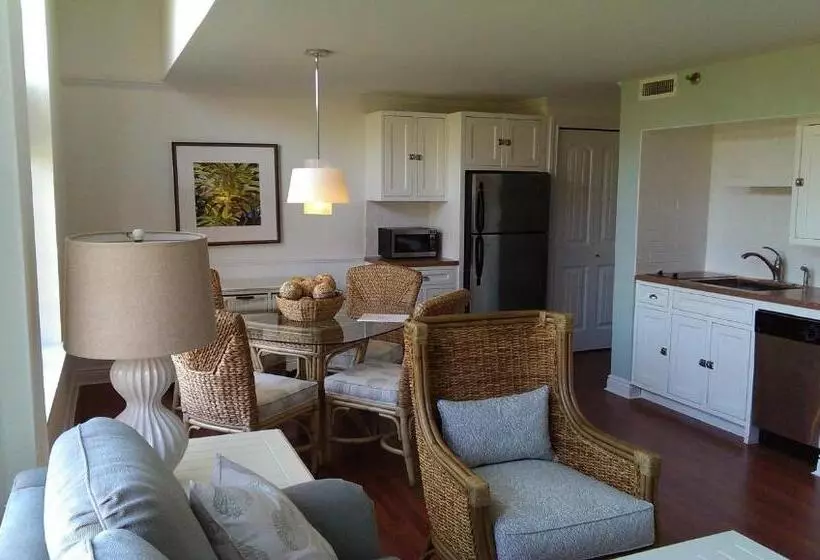デラックススイート, Montauk Manor