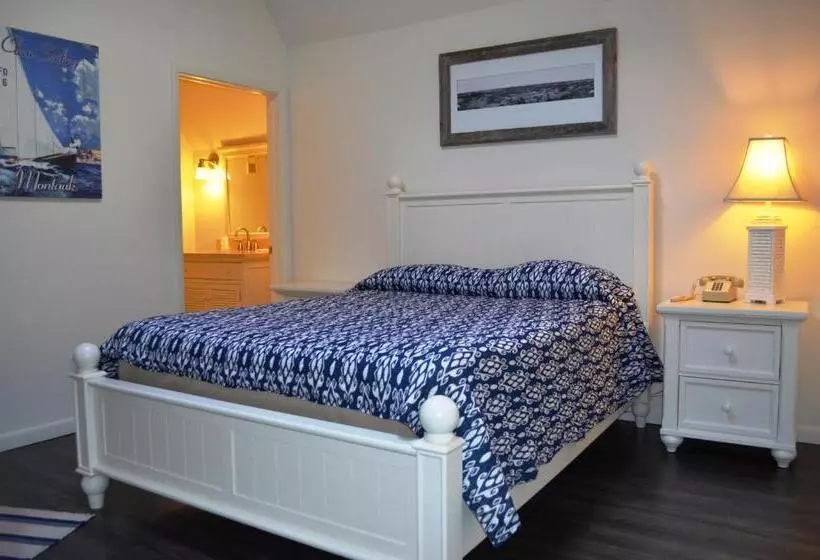 ２ベッドルームアパートメント, Montauk Manor
