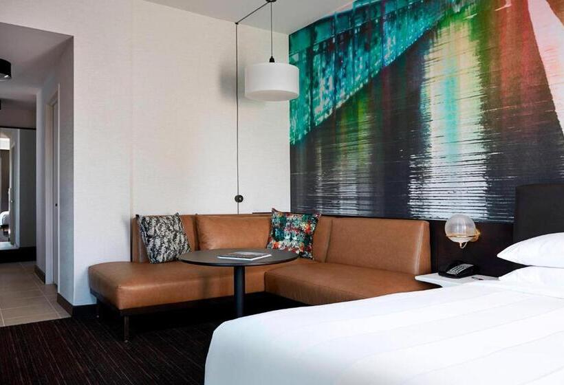 غرفة ديلوكس سرير كينج ذات إطلالة, New York Marriott At The Brooklyn Bridge