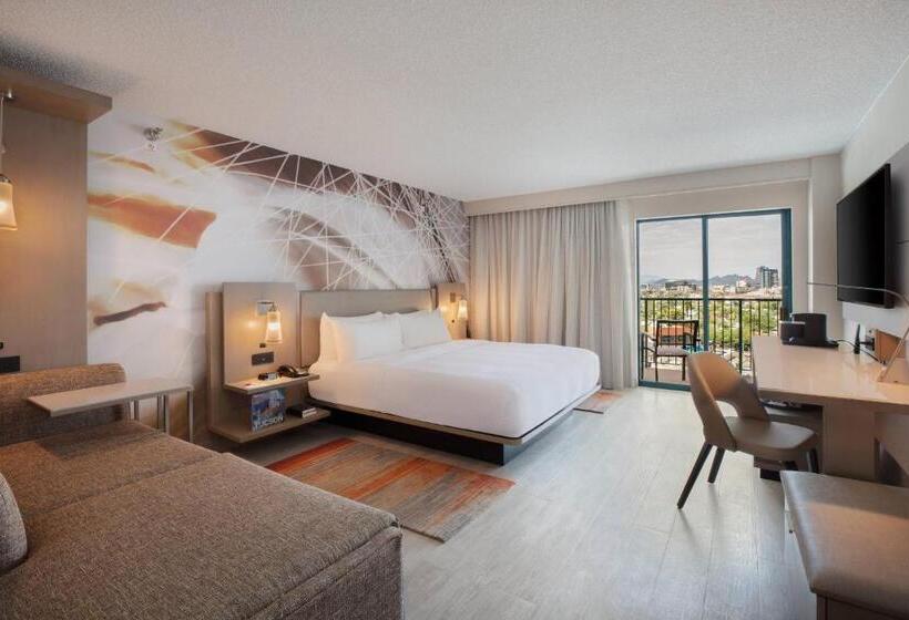 اتاق استاندارد با تخت بزرگ, Tucson Marriott University Park