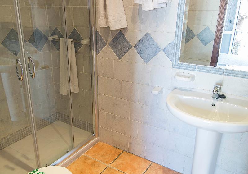 اتاق استاندارد با تخت بزرگ, Tucson Marriott University Park