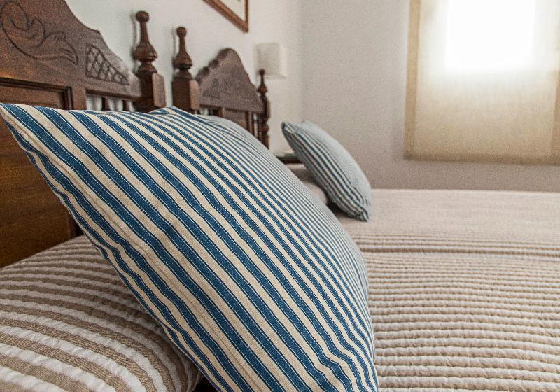 اتاق استاندارد با تخت بزرگ, Tucson Marriott University Park