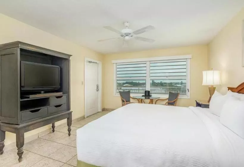 キングサイズベッドのスタンダードルーム, Marina Del Mar Resort And Marina