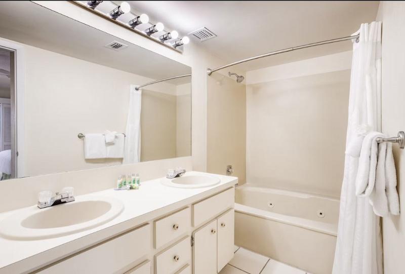 Люкс 2 Спальни, Marina Del Mar Resort And Marina