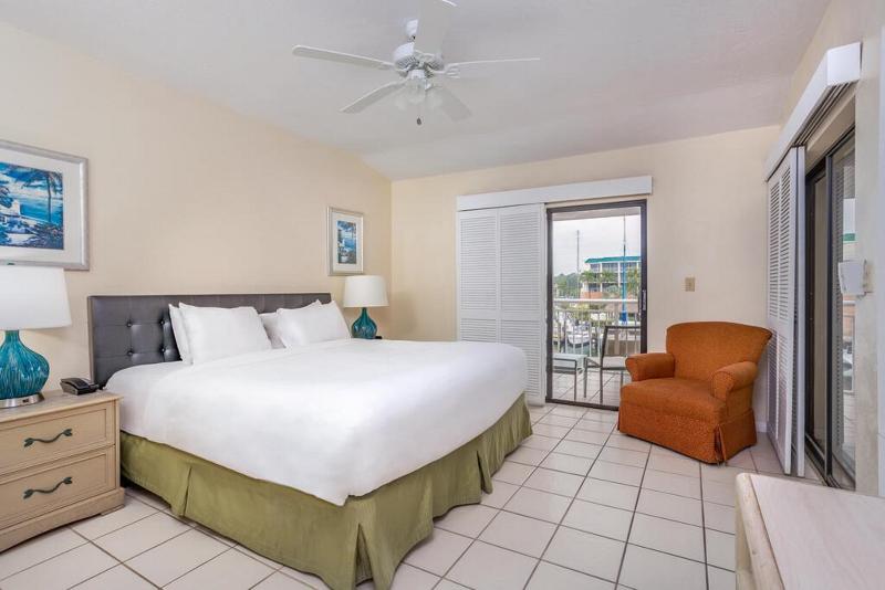 스탠다드 룸 킹사이즈 침대, Marina Del Mar Resort And Marina