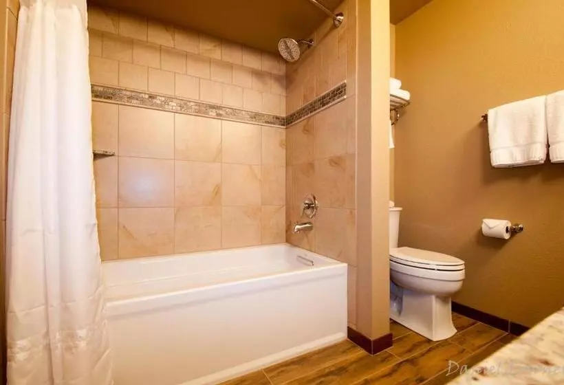 Deluxe-huone King-vuode, Meadow Lake Resort & Condos