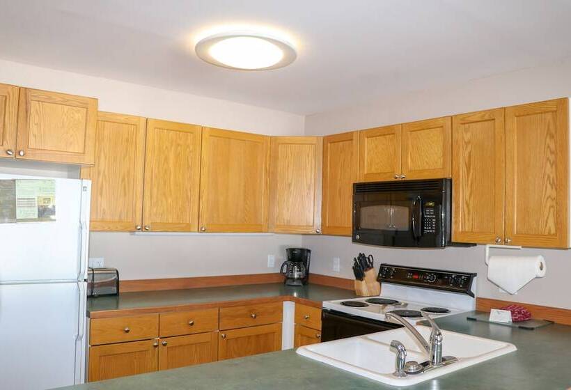 شقة غرفتين, Meadow Lake Resort & Condos