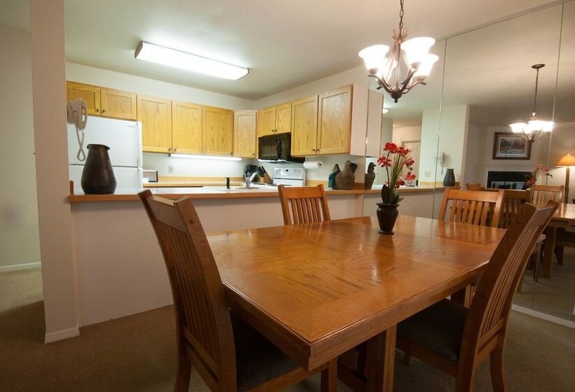 דירת חדר, Meadow Lake Resort & Condos