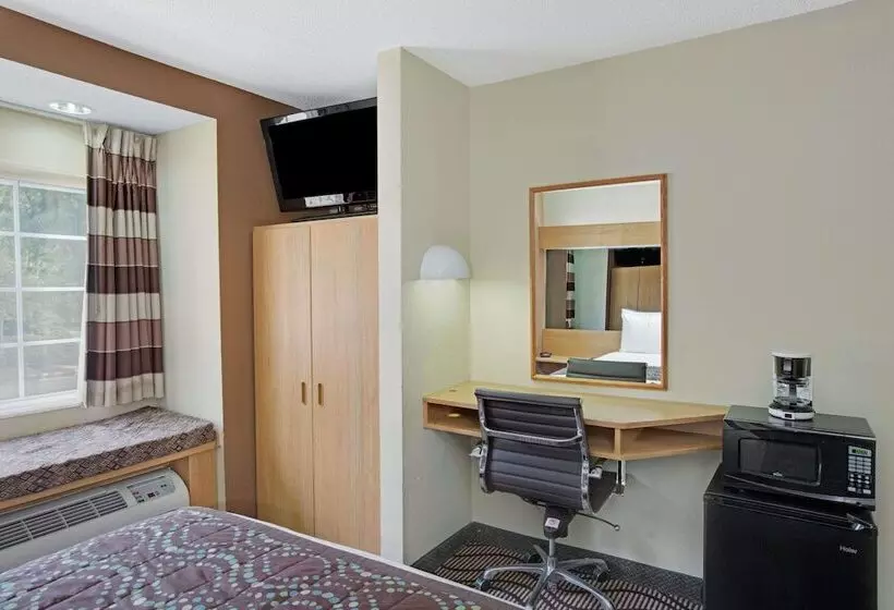 デラックスルーム, Microtel Inn By Wyndham University Place