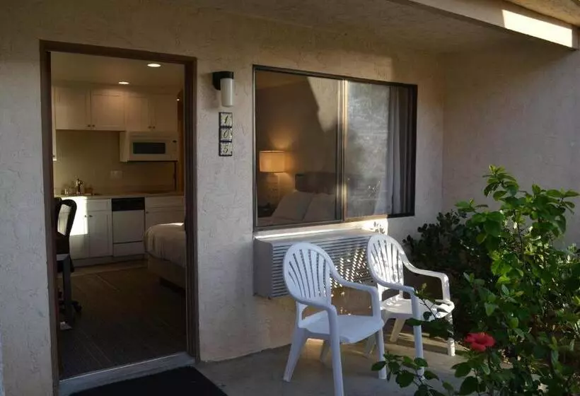 スイート（家族用）, Moonlight Beach Motel