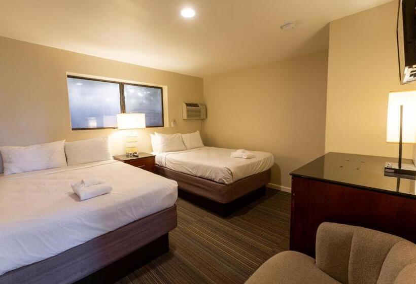 جناح عائلي, Moonlight Beach Motel