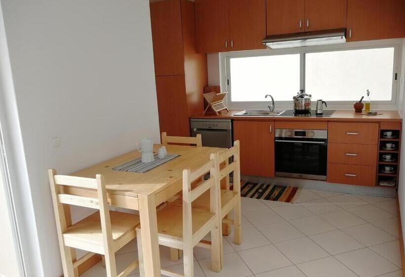 آپارتمان 1 خوابه با بالکن, Terra Kriola