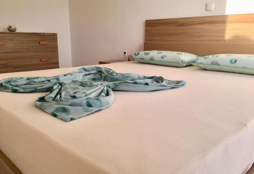 آپارتمان 1 خوابه با چشمانداز دریا, Terra Kriola