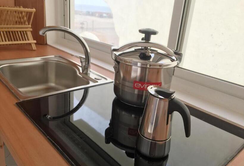 آپارتمان 1 خوابه با بالکن, Terra Kriola