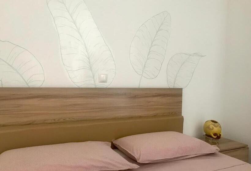 آپارتمان 1 خوابه با بالکن, Terra Kriola