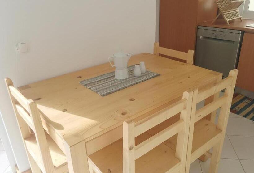 آپارتمان 1 خوابه با بالکن, Terra Kriola