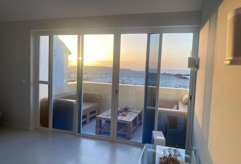 1 Bedroom Penthouse Apartment, Terra Kriola