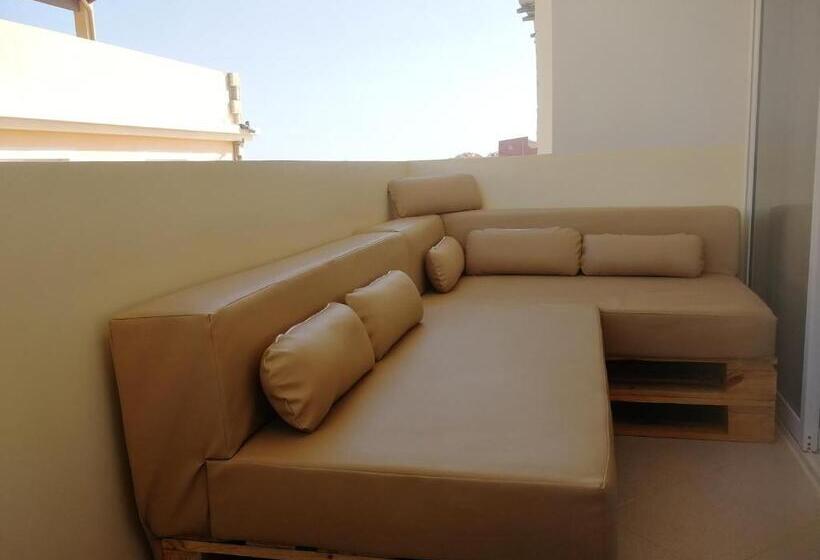 آپارتمان 1 خوابه با چشمانداز باغ, Terra Kriola