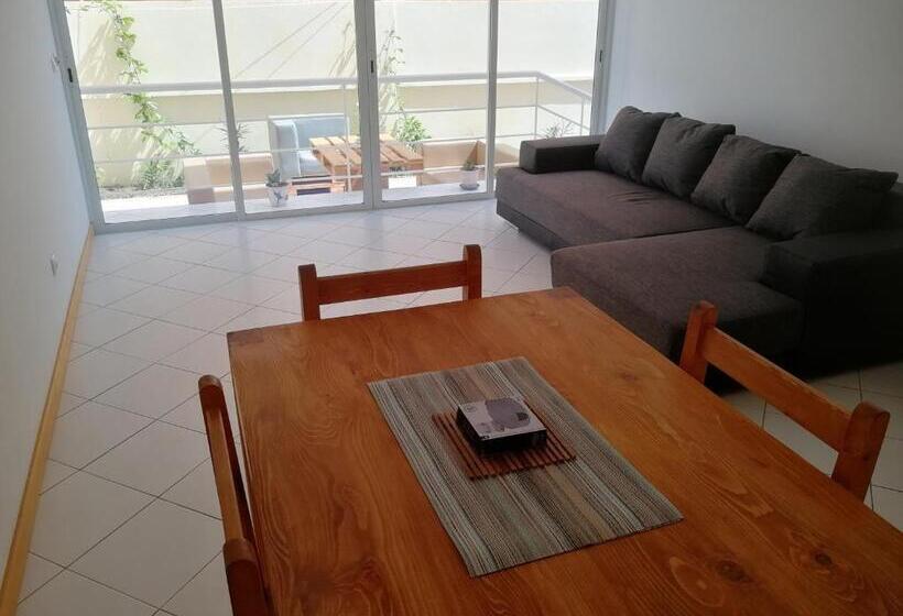 آپارتمان 1 خوابه, Terra Kriola