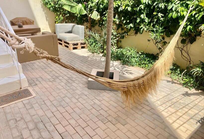 آپارتمان 1 خوابه, Terra Kriola