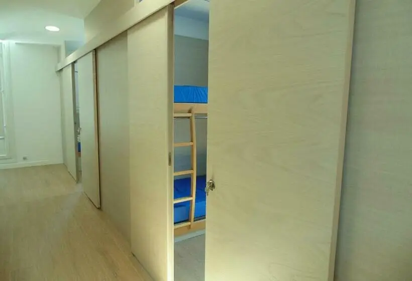 浴室共有スタンダード４人用ルーム, Hostel Albergue O Mesón