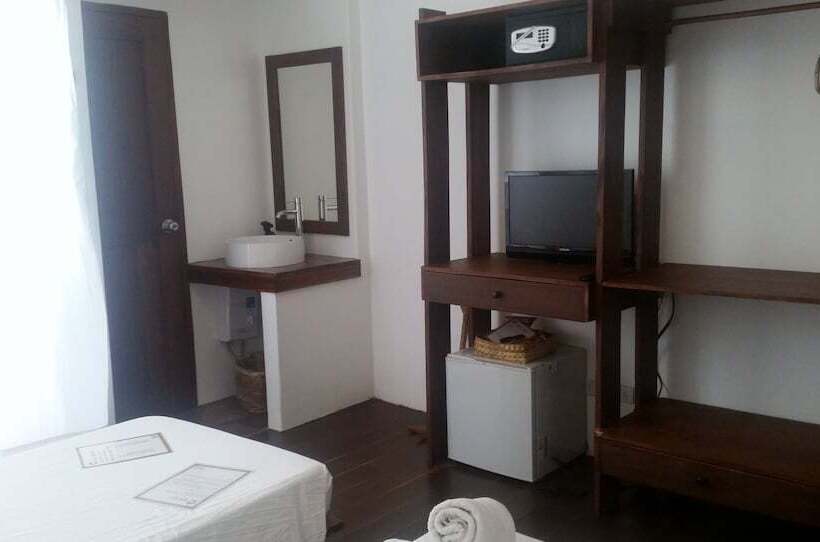 Camera Standard, Boracay Coco Huts