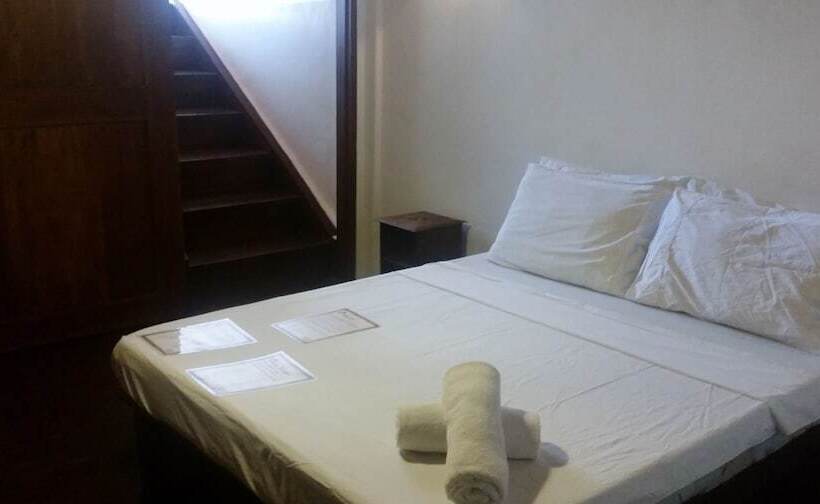 Camera Familiare, Boracay Coco Huts