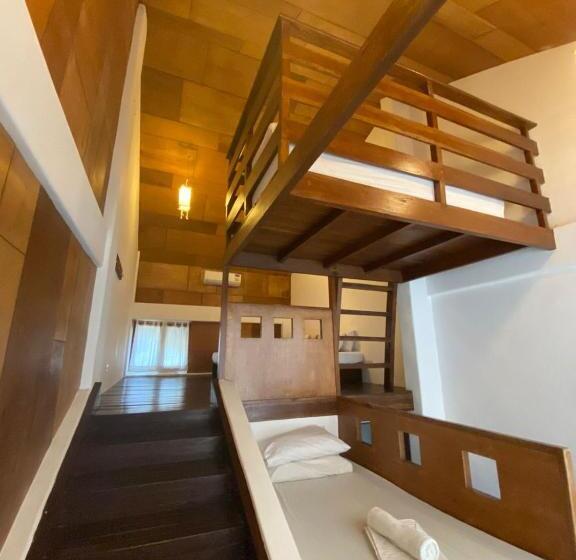 Camera Familiare, Boracay Coco Huts