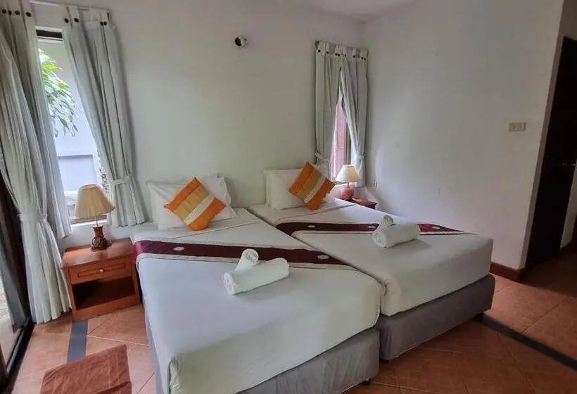 バルコニー付きデラックスルーム, Samui Honey Backpacker Bungalow