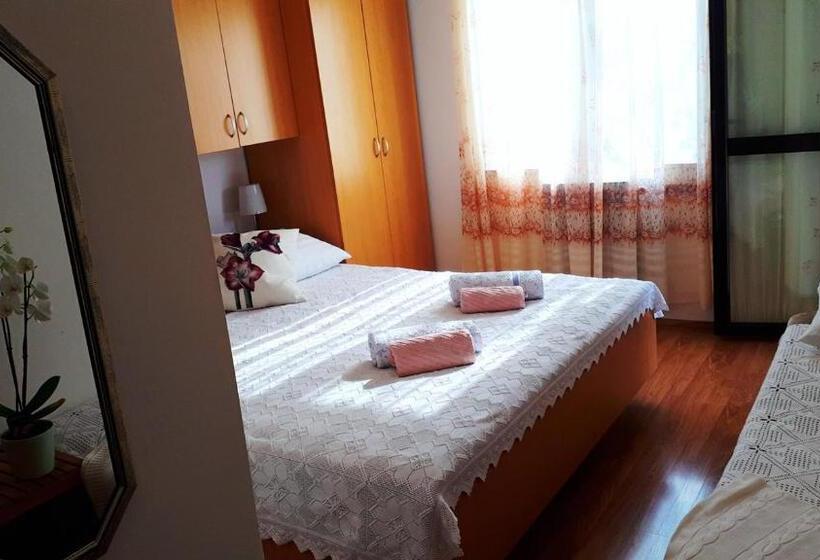Номер Стандарт с Террасой, Rooms Teklić