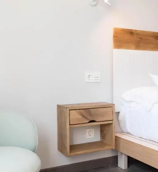 Standardzimmer Kingsize Bett, Casa Cauma