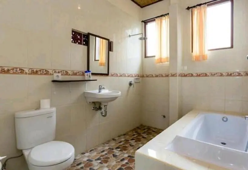 スーペリアー１ベッドルームビラ, Ubud Batik Villa