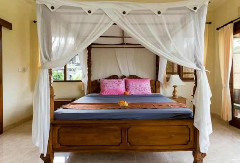 スーペリアー１ベッドルームビラ, Ubud Batik Villa