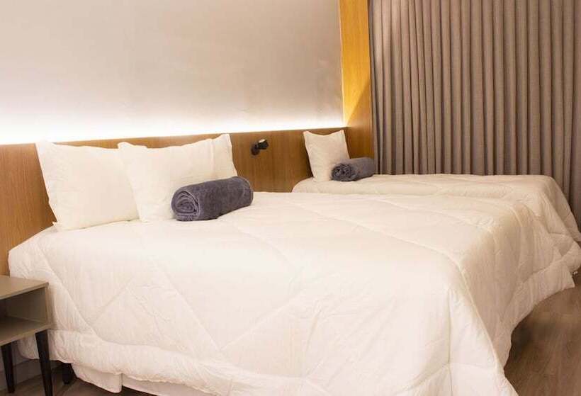 غرفة ديلوكس ثلاثية, Dela Inn Andradas