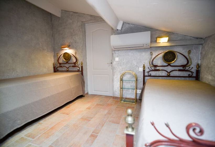 Апартаменты 3 Спальни Вид на Море, Residence Villa Nova