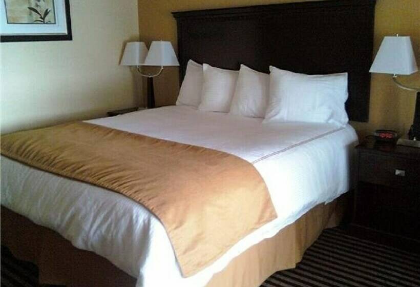 带双人床的经典房间, Howards On The River