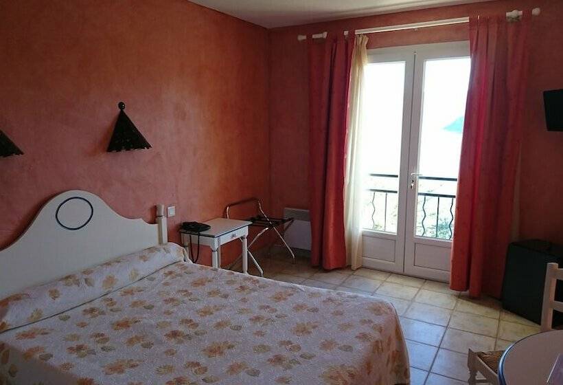 חדר קומפורט, Les Cavalets