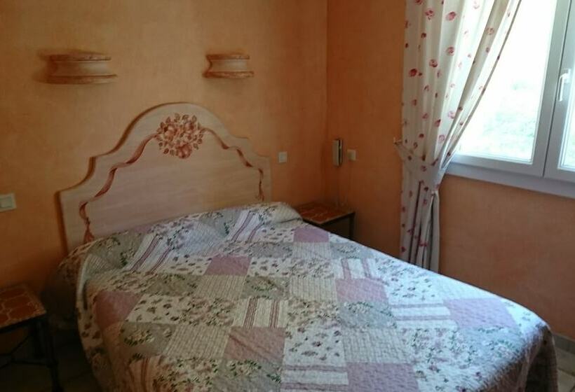 חדר סטנדרט, Les Cavalets