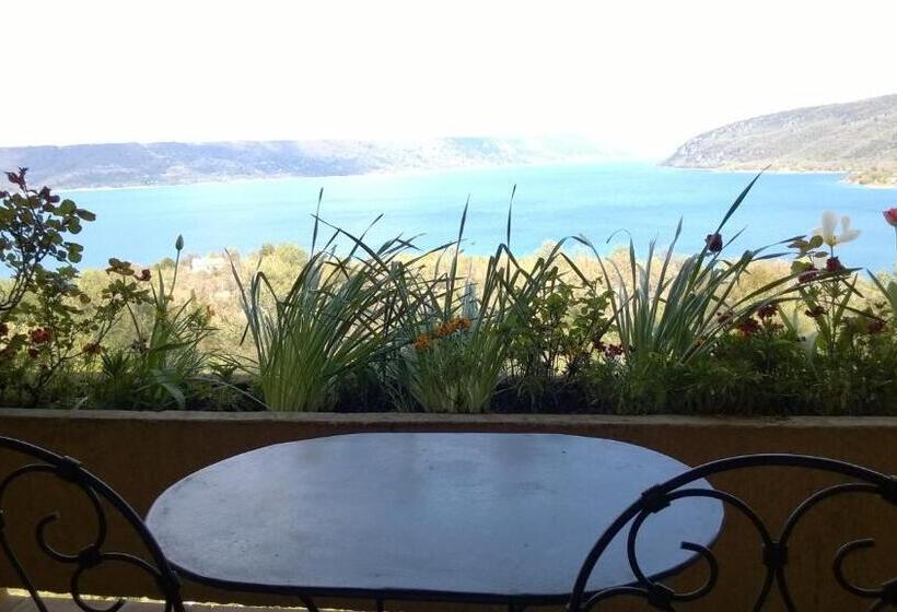 חדר סטנדרט עם מרפסת, Les Cavalets