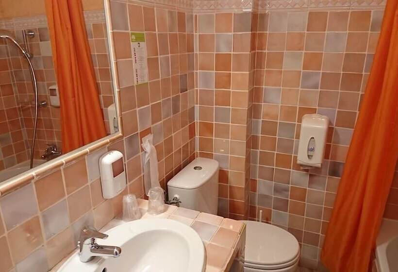 غرفة عائلية, Les Cavalets