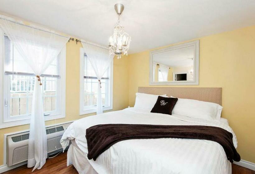 סוויטה משפחתית, The Palms Hotel Fire Island