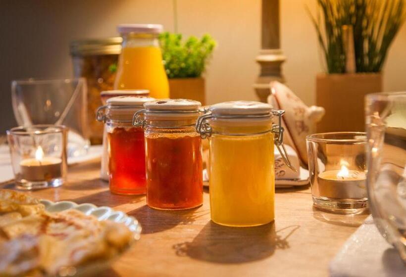 スタンダード4人部屋, Il Etait Une Fois Chez Moi La Chambre Augustin