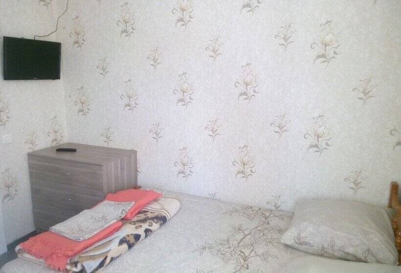 اتاق خانوادگی, Guest House Rendez Vous