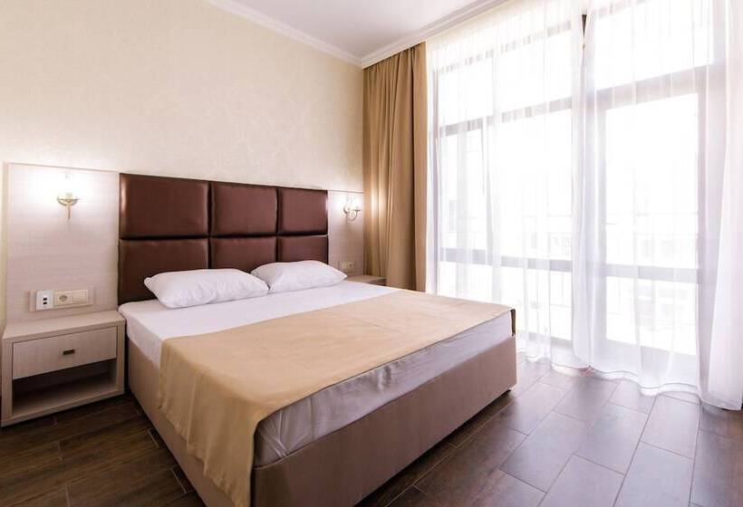 سوئیت 2 خوابه, Coral